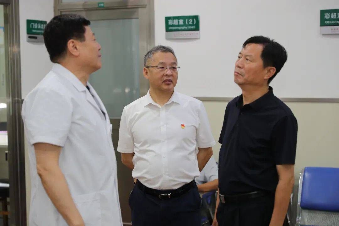 哈尔滨市卫生健康委党委书记、主任杜平亲切慰问血液肿瘤领域专家马军教授 殷切关怀彰显尊才重贤